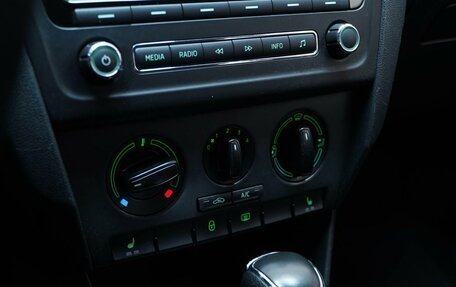 Skoda Rapid I, 2014 год, 934 055 рублей, 14 фотография