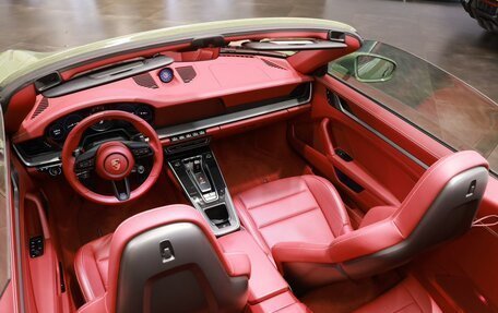 Porsche 911, 2024 год, 22 000 000 рублей, 26 фотография
