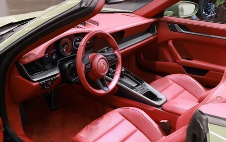 Porsche 911, 2024 год, 22 000 000 рублей, 23 фотография