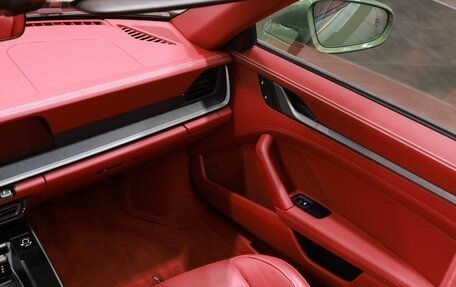 Porsche 911, 2024 год, 22 000 000 рублей, 32 фотография