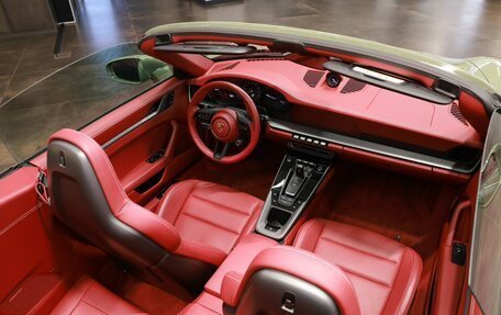Porsche 911, 2024 год, 22 000 000 рублей, 29 фотография