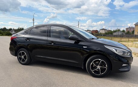 Hyundai Solaris II рестайлинг, 2019 год, 1 295 000 рублей, 4 фотография
