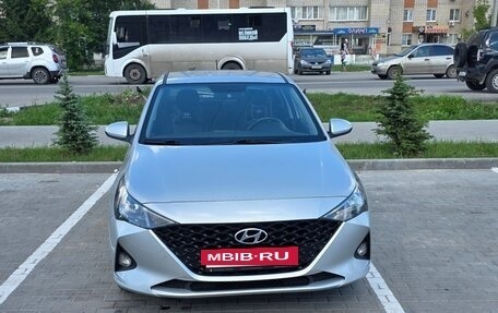 Hyundai Solaris II рестайлинг, 2020 год, 1 750 000 рублей, 2 фотография
