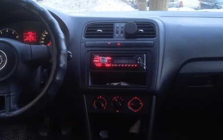 Volkswagen Polo VI (EU Market), 2013 год, 490 000 рублей, 7 фотография