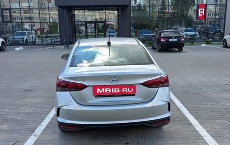 Hyundai Solaris II рестайлинг, 2020 год, 1 750 000 рублей, 4 фотография
