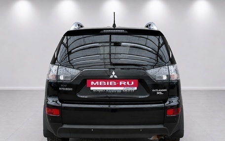 Mitsubishi Outlander III рестайлинг 3, 2007 год, 710 000 рублей, 3 фотография