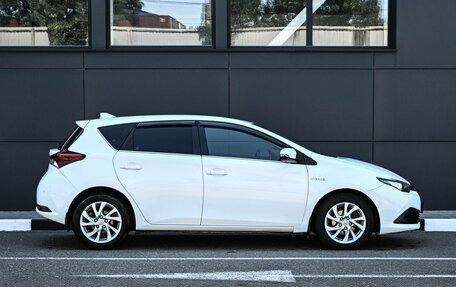 Toyota Auris II, 2018 год, 1 789 000 рублей, 5 фотография