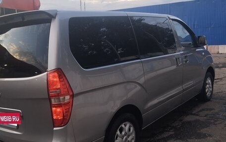 Hyundai Grand Starex Grand Starex I рестайлинг 2, 2011 год, 1 100 000 рублей, 6 фотография