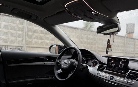 Audi A8, 2016 год, 2 200 000 рублей, 9 фотография
