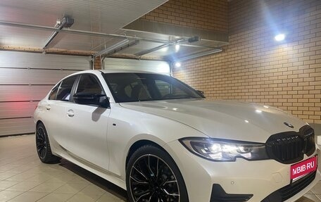 BMW 3 серия, 2019 год, 3 085 000 рублей, 1 фотография