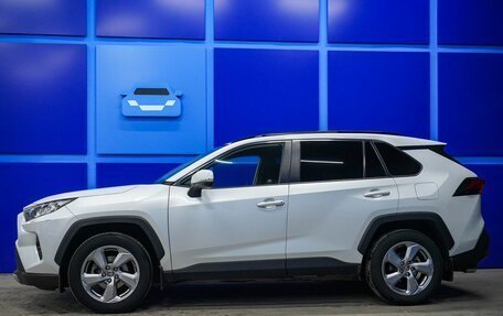 Toyota RAV4, 2021 год, 3 450 000 рублей, 3 фотография