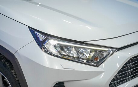 Toyota RAV4, 2021 год, 3 450 000 рублей, 18 фотография