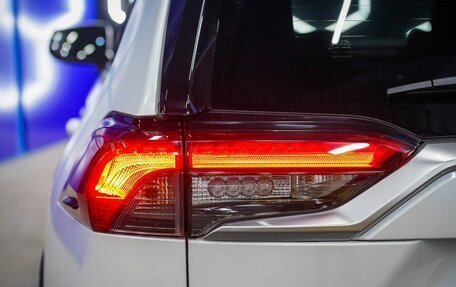 Toyota RAV4, 2021 год, 3 450 000 рублей, 19 фотография