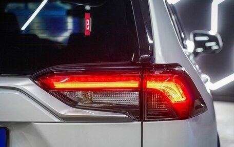 Toyota RAV4, 2021 год, 3 450 000 рублей, 20 фотография