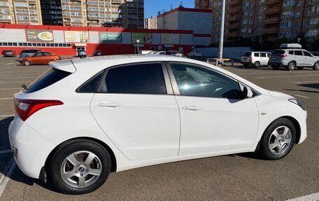 Hyundai i30 II рестайлинг, 2015 год, 1 250 000 рублей, 2 фотография