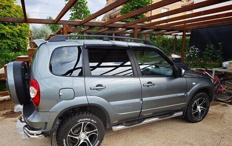 Chevrolet Niva I рестайлинг, 2013 год, 620 000 рублей, 2 фотография