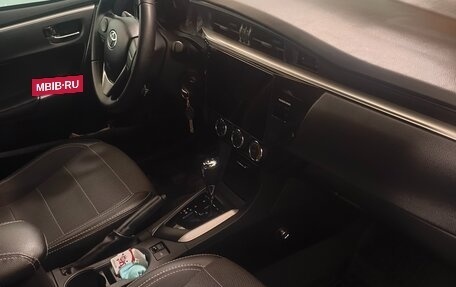Toyota Corolla, 2013 год, 1 500 000 рублей, 5 фотография