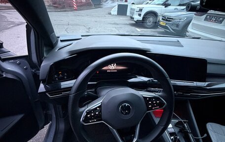 Volkswagen Golf VIII, 2022 год, 2 650 000 рублей, 11 фотография