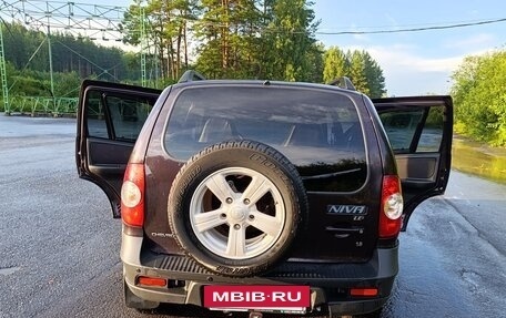 Chevrolet Niva I рестайлинг, 2017 год, 700 000 рублей, 8 фотография