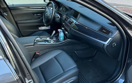 BMW 5 серия, 2013 год, 1 660 000 рублей, 11 фотография