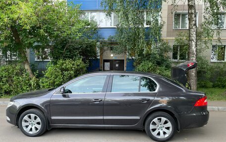 Skoda Superb III рестайлинг, 2011 год, 1 299 000 рублей, 14 фотография