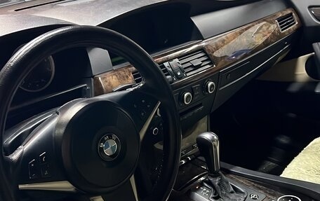 BMW 5 серия, 2005 год, 1 250 000 рублей, 11 фотография