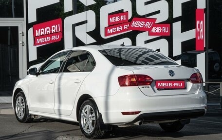 Volkswagen Jetta VI, 2014 год, 1 229 000 рублей, 2 фотография
