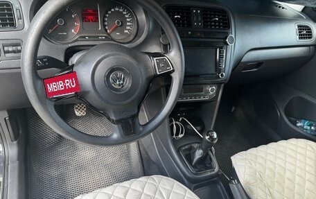 Volkswagen Polo VI (EU Market), 2013 год, 750 000 рублей, 3 фотография