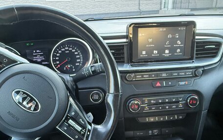 KIA cee'd III, 2019 год, 1 800 000 рублей, 8 фотография