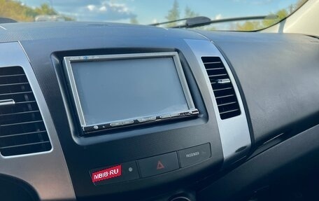 Mitsubishi Outlander III рестайлинг 3, 2008 год, 980 000 рублей, 23 фотография