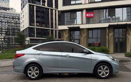 Hyundai Solaris II рестайлинг, 2011 год, 720 000 рублей, 8 фотография