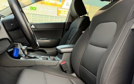 KIA Sportage IV рестайлинг, 2018 год, 2 150 000 рублей, 17 фотография