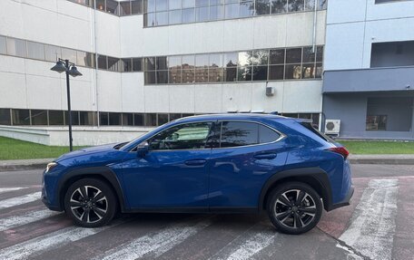 Lexus UX I, 2021 год, 2 750 000 рублей, 4 фотография