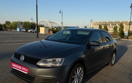 Volkswagen Jetta VI, 2013 год, 1 150 000 рублей, 3 фотография