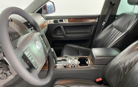 Volkswagen Touareg III, 2008 год, 650 000 рублей, 20 фотография