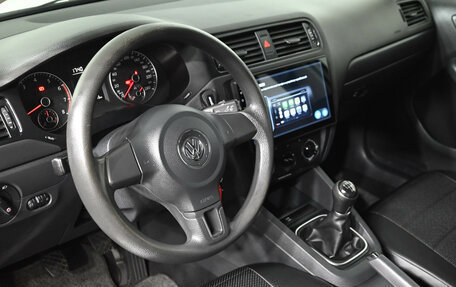 Volkswagen Jetta VI, 2013 год, 1 040 000 рублей, 15 фотография