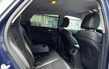 Hyundai Tucson III, 2019 год, 2 075 000 рублей, 10 фотография