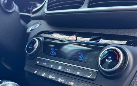 Hyundai Tucson III, 2019 год, 2 075 000 рублей, 12 фотография