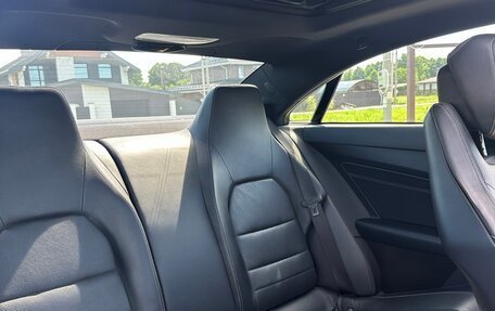 Mercedes-Benz E-Класс, 2015 год, 3 190 000 рублей, 10 фотография