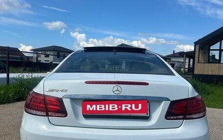 Mercedes-Benz E-Класс, 2015 год, 3 190 000 рублей, 5 фотография