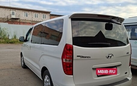 Hyundai Grand Starex Grand Starex I рестайлинг 2, 2011 год, 1 650 000 рублей, 3 фотография
