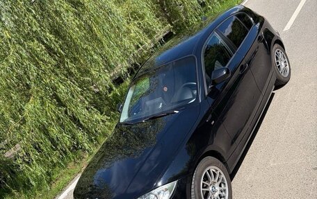 BMW 1 серия, 2011 год, 1 500 000 рублей, 11 фотография