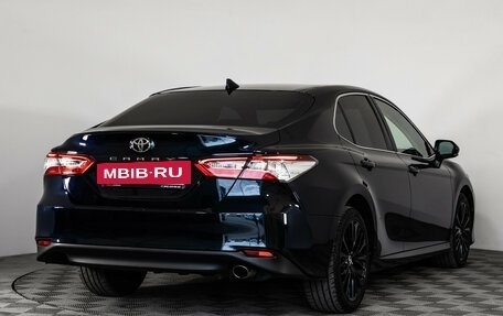 Toyota Camry, 2020 год, 2 199 000 рублей, 7 фотография