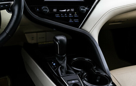 Toyota Camry, 2020 год, 2 199 000 рублей, 14 фотография