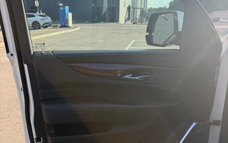 Cadillac Escalade IV, 2019 год, 6 100 000 рублей, 15 фотография