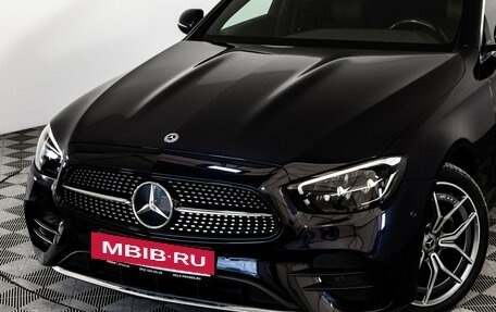 Mercedes-Benz E-Класс, 2020 год, 3 999 000 рублей, 4 фотография