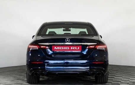 Mercedes-Benz E-Класс, 2020 год, 3 999 000 рублей, 10 фотография