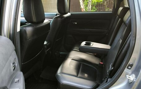 Mitsubishi Outlander III рестайлинг 3, 2012 год, 1 170 000 рублей, 4 фотография