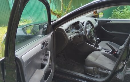 Volkswagen Jetta VI, 2011 год, 670 000 рублей, 7 фотография