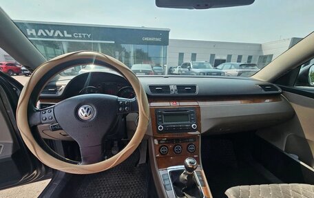 Volkswagen Passat B6, 2005 год, 530 000 рублей, 7 фотография